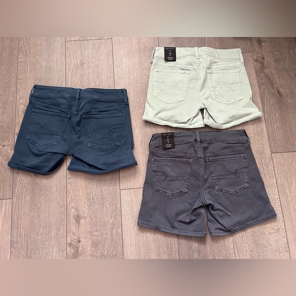 3 pairs of American Eagle Midi Super Stretch Shorts, Size 4 **NWT** - Picture 1 of 5